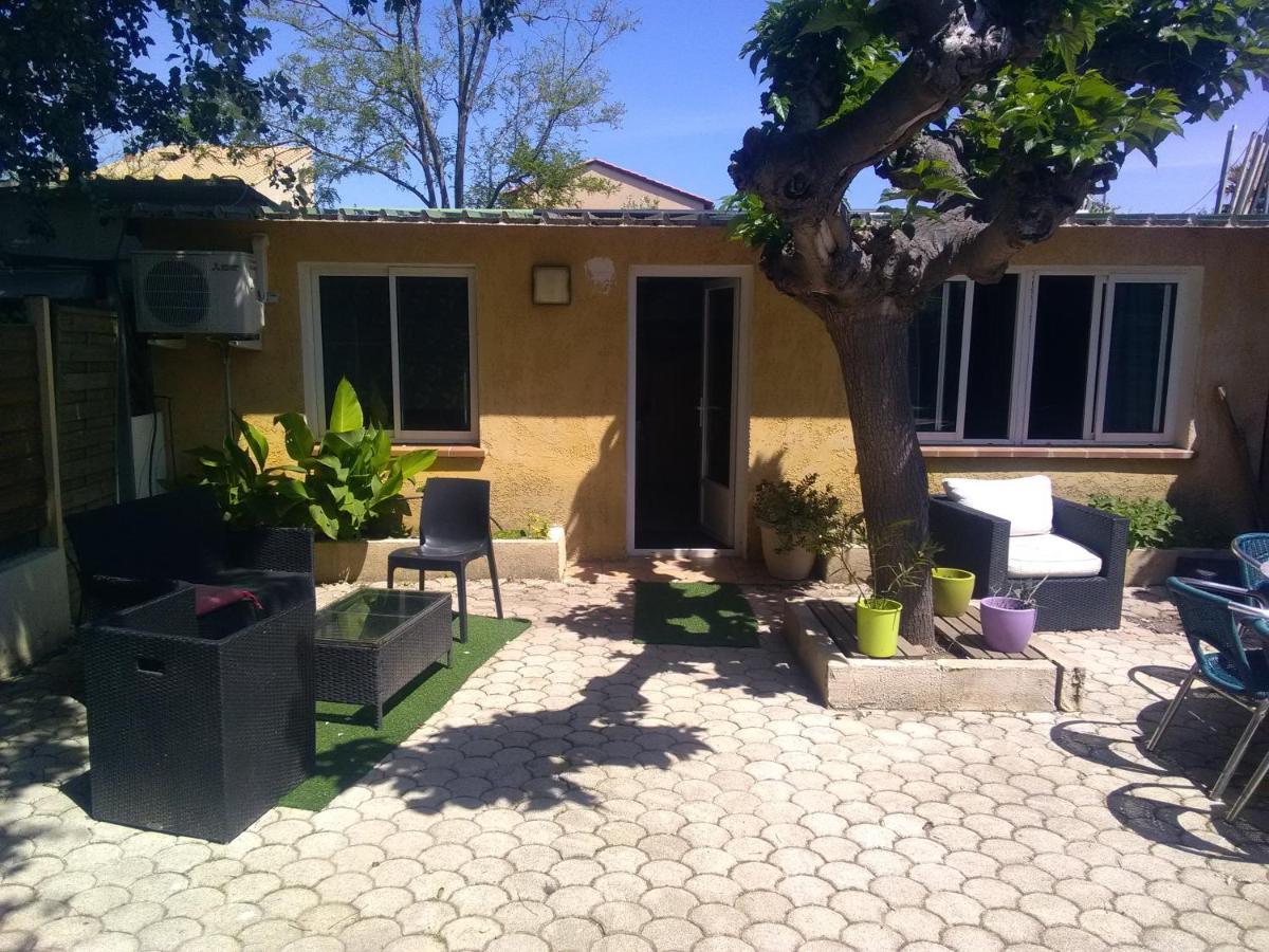 Studios - Bord de Plage Vias Exterior foto