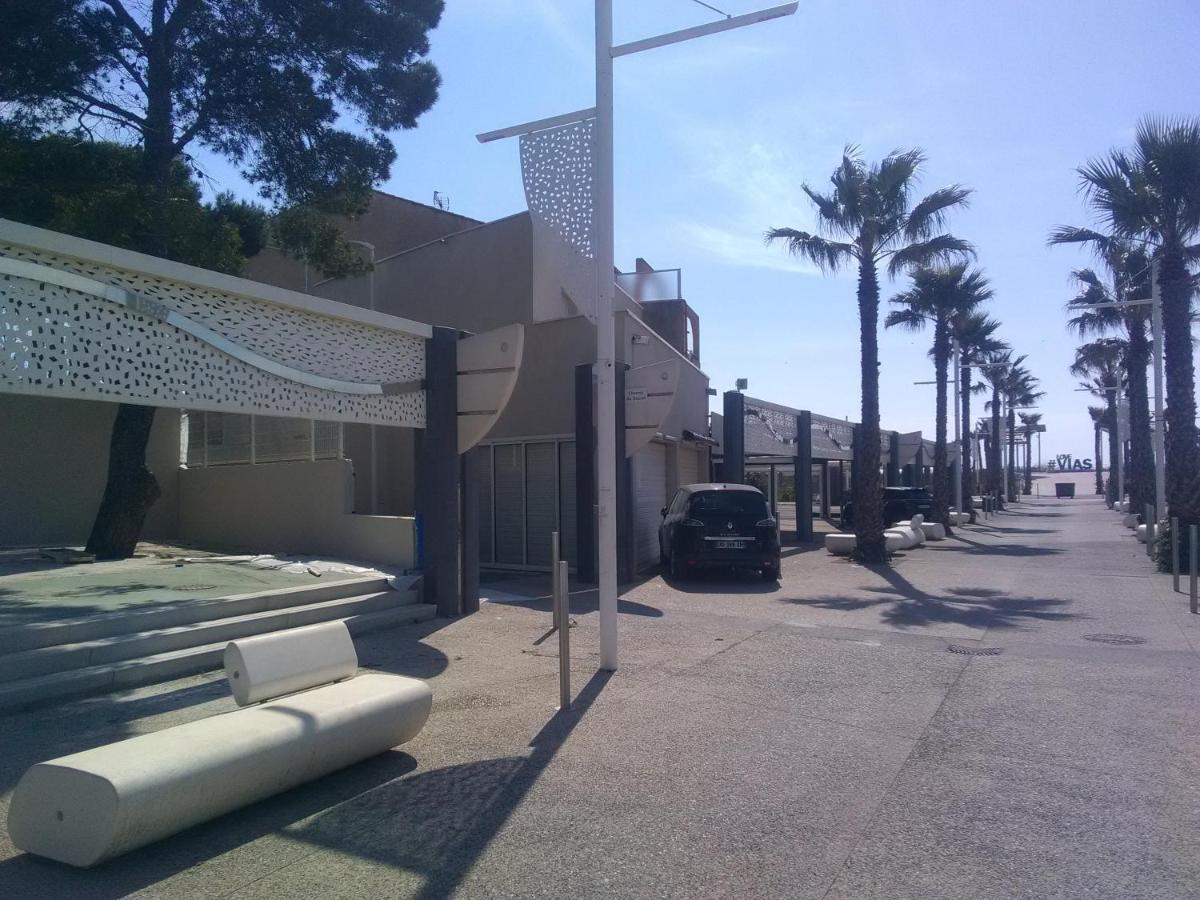 Studios - Bord de Plage Vias Exterior foto